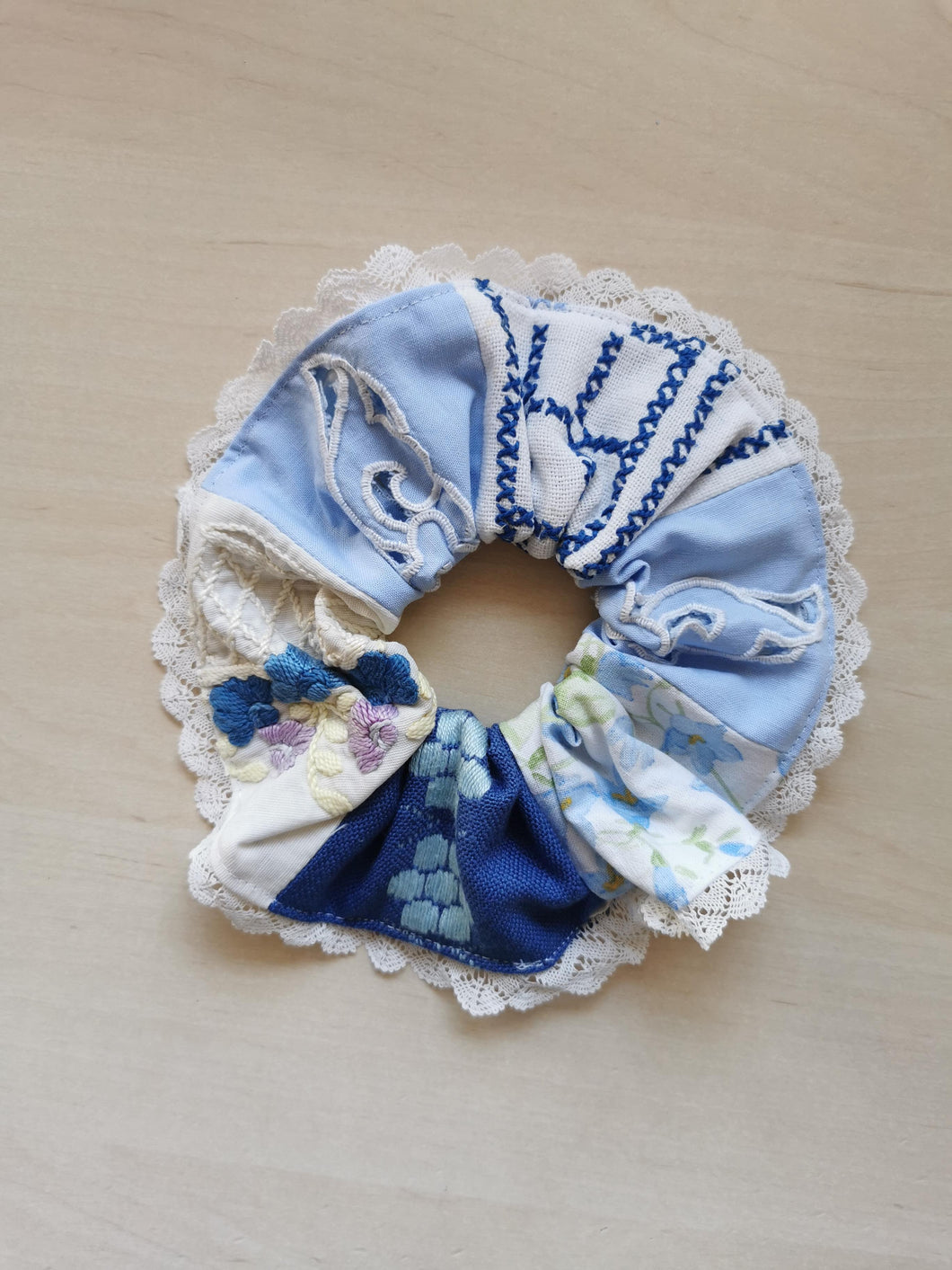 Scrunchie - blå  patchwork