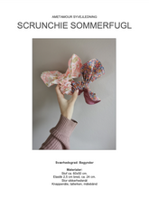 Indlæs billede til gallerivisning syvejledning til hvordan du kan sy en sommerfugle scrunchie.
